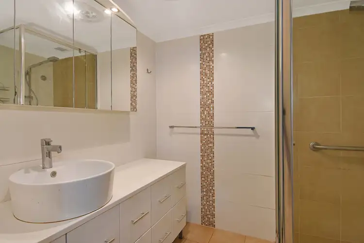 Sixth view of Homely unit listing, 7/112 Stanhill Drive, Chevron Island QLD 4217