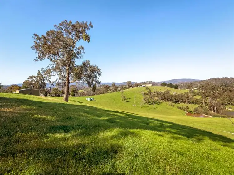 65 Mittons Bridge Road, St Andrews VIC 3761
