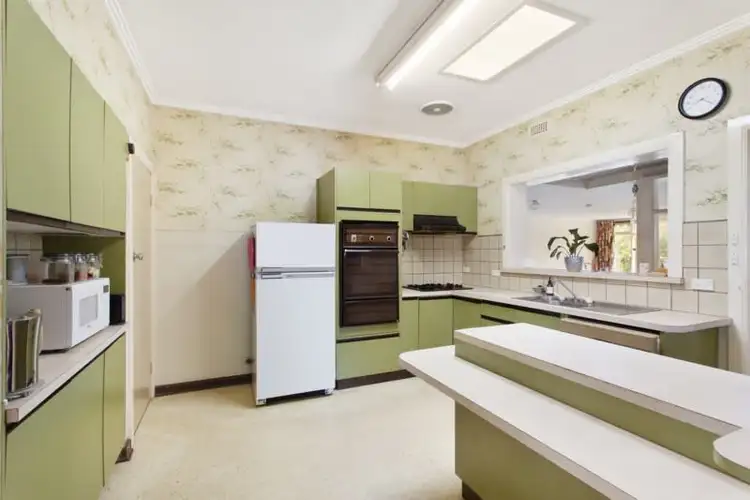 Fifth view of Homely house listing, 4 Blythe Street, Murrumbeena VIC 3163