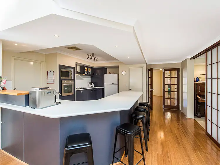 Fifth view of Homely house listing, 18 Rankin Meander, Baldivis WA 6171