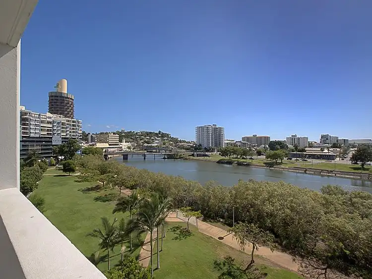 63/11-17 Stanley Street, Townsville City QLD 4810