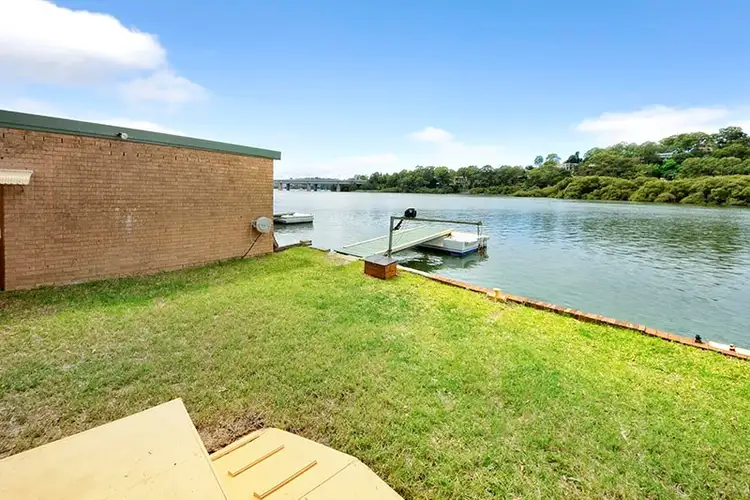 Sixth view of Homely house listing, 8 Bignell Street, Illawong NSW 2234