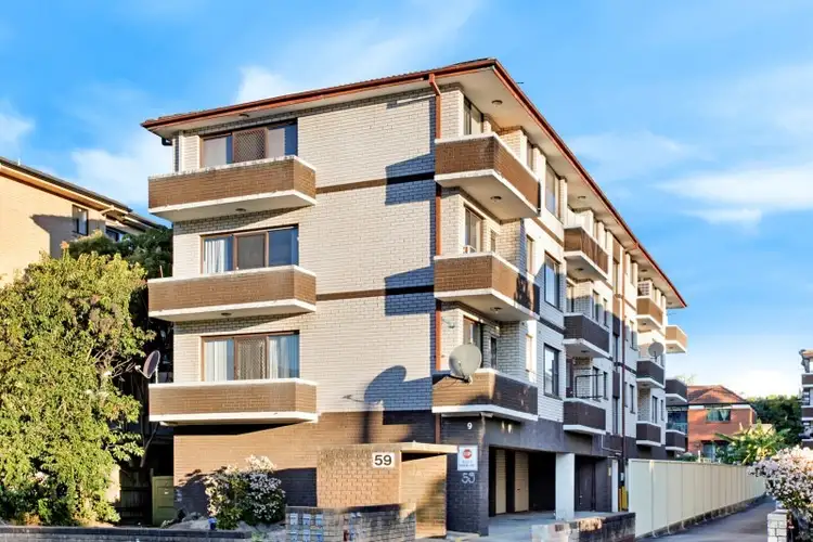 8/59 Harris Street, Fairfield NSW 2165