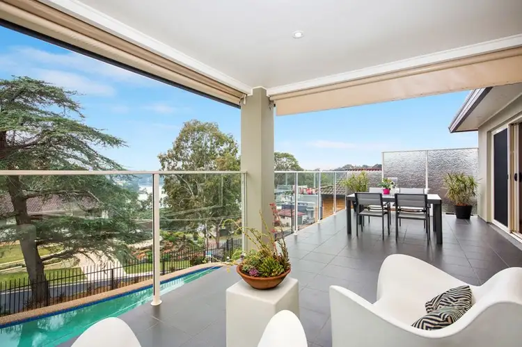 6 Cranbrook Place, Illawong NSW 2234