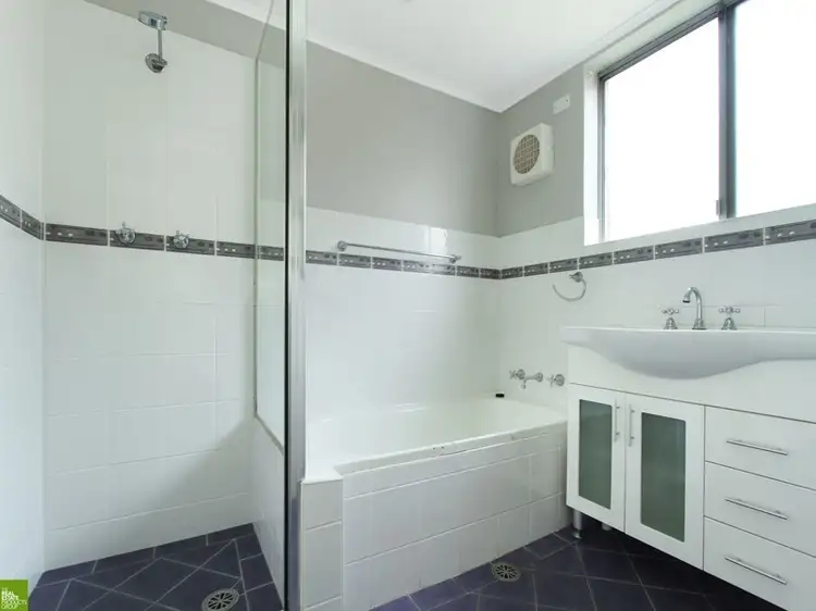 Fifth view of Homely apartment listing, 3/11 Mercury Street, Wollongong NSW 2500