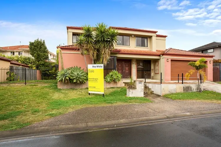 12 Royal Links Drive, Robina QLD 4226
