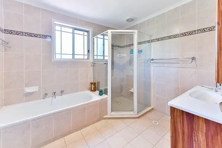 Fifth view of Homely other listing, 4a Azalea Place, Macquarie Fields NSW 2564
