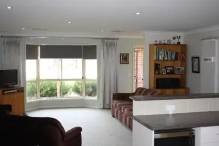 Fifth view of Homely house listing, 4 Hall Court, Howlong NSW 2643