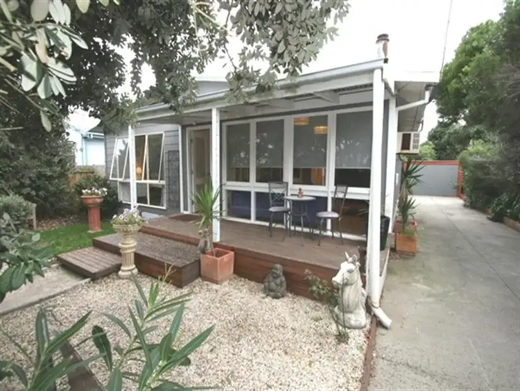14 Dover Street, Sunderland Bay VIC 3922