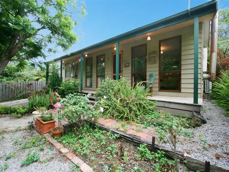 5 Derby Street, Warburton VIC 3799