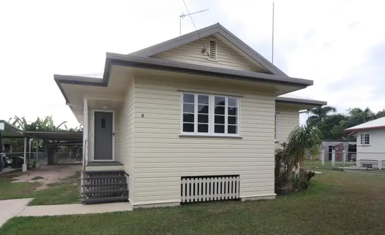 8 Nelson Street, Clare QLD 4807