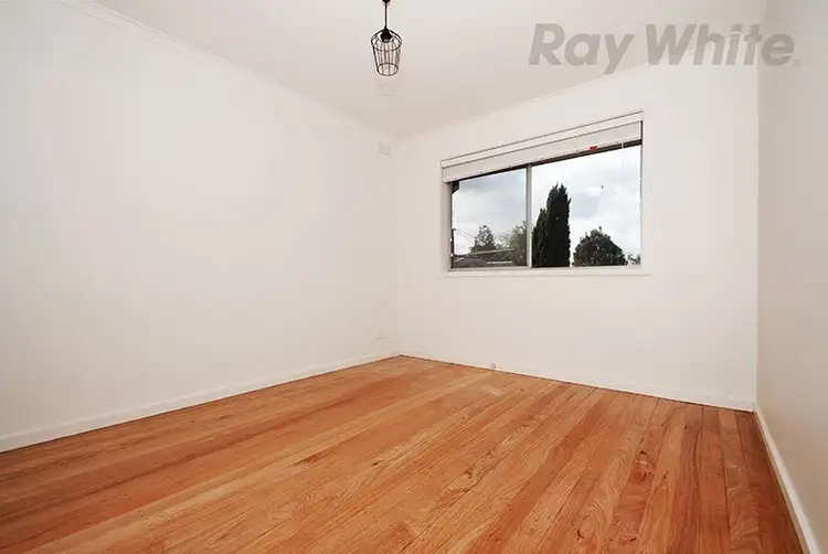 Fifth view of Homely unit listing, Unit 4/2 HENTY Court, Croydon VIC 3136