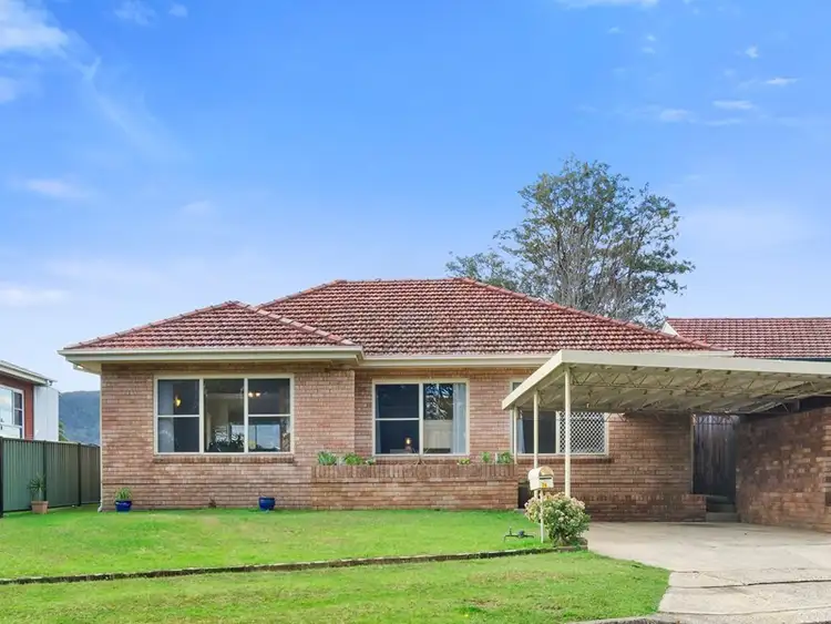 74 Dumfries Avenue, Mount Ousley NSW 2519