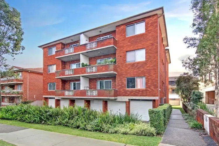 9/22 High Street, Carlton NSW 2218