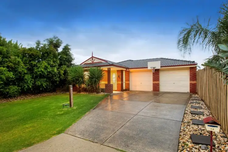 14 Wesley Close, Skye VIC 3977