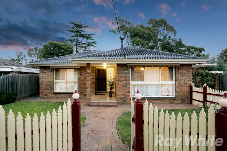 4 Howard Road, Dingley Village VIC 3172
