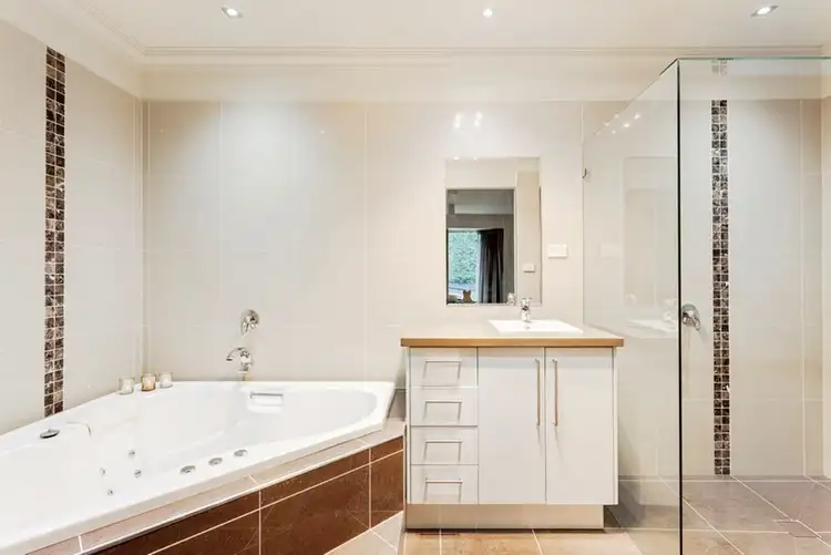 Seventh view of Homely townhouse listing, 2/8 Koolkuna Avenue, Doncaster VIC 3108