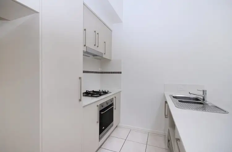 Second view of Homely unit listing, 5/76 Durham Street, St Lucia QLD 4067