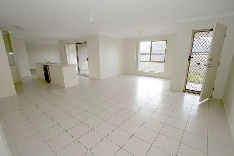 Second view of Homely house listing, 7 SERENITY Court, Crestmead QLD 4132