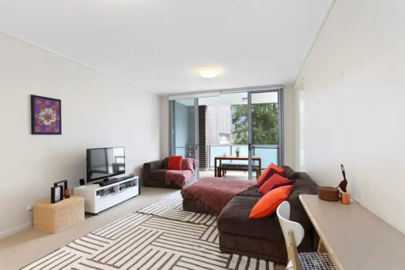 Main view of Homely unit listing, 6304/1-8 Nield Avenue, Greenwich NSW 2065