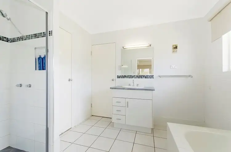 Seventh view of Homely house listing, 9 Duroy Street, Mount Low QLD 4818