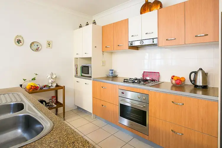 Fourth view of Homely townhouse listing, 2/7 Greenway Circuit, Mount Ommaney QLD 4074