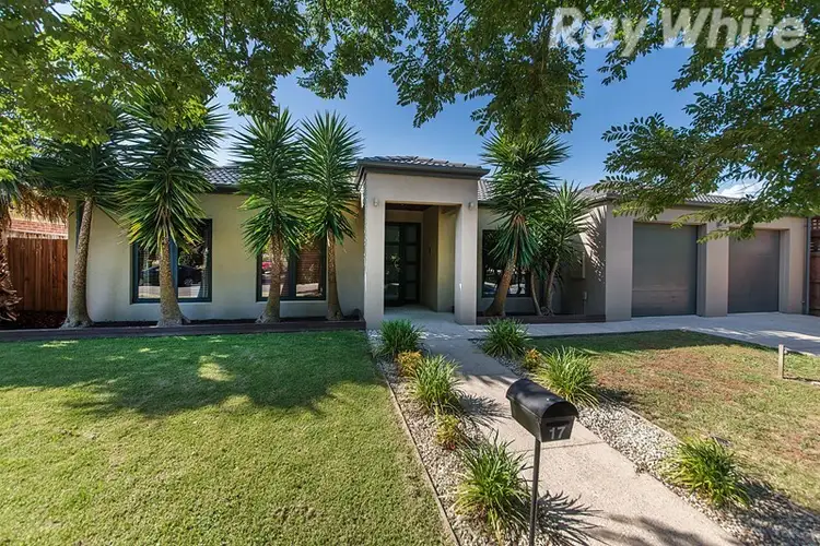 17 Ellendale Street, Rowville VIC 3178