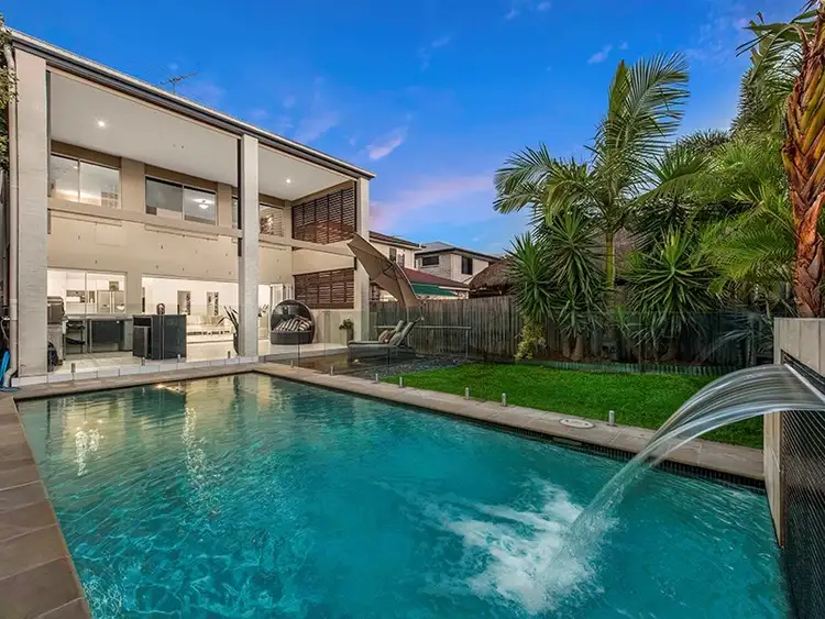 110 Apollo Road, Bulimba QLD 4171