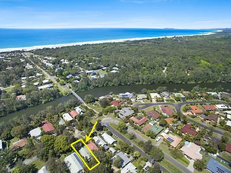 Main view of Homely house listing, 8 Elizabeth Avenue, South Golden Beach NSW 2483