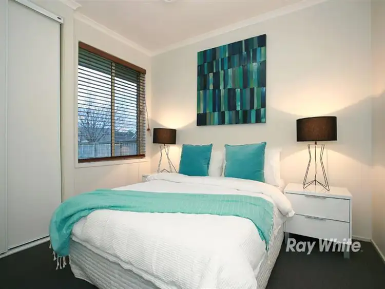 Fifth view of Homely house listing, 19 May Gibbs Crescent, Lynbrook VIC 3975