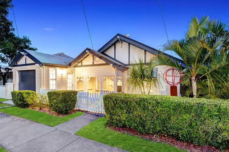 9 Hanworth Street, East Brisbane QLD 4169