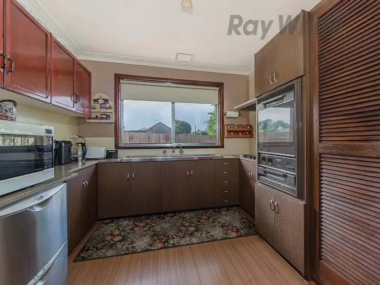 Fifth view of Homely house listing, 47 Ivanhoe Avenue, St Albans VIC 3021
