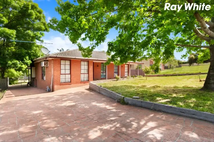 1 Dove Court, Pakenham VIC 3810
