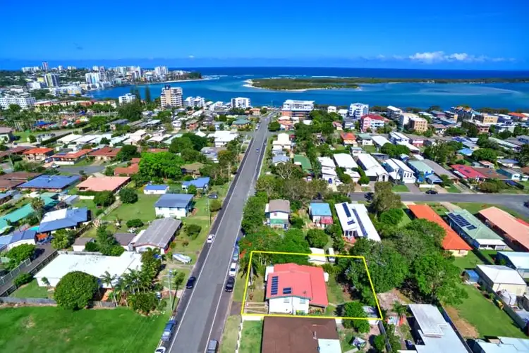 10 Oxley Street, Golden Beach QLD 4551