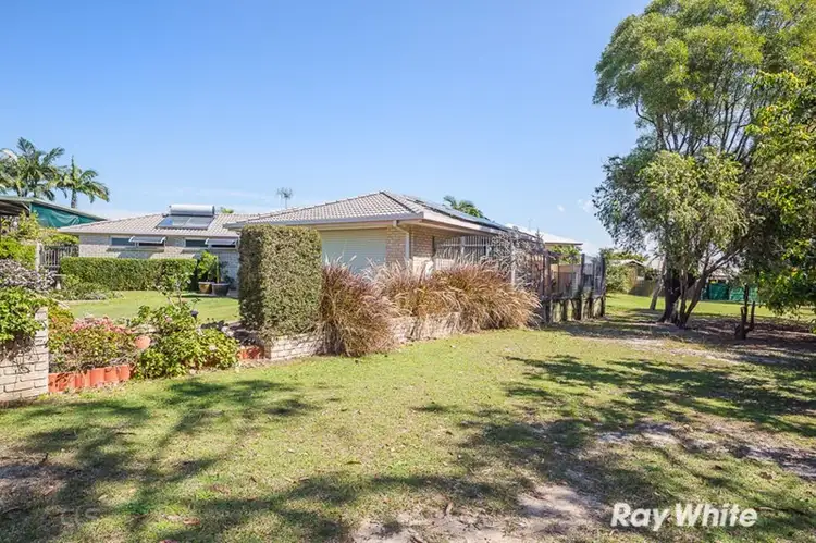 13 Kirk Place, Sandstone Point QLD 4511