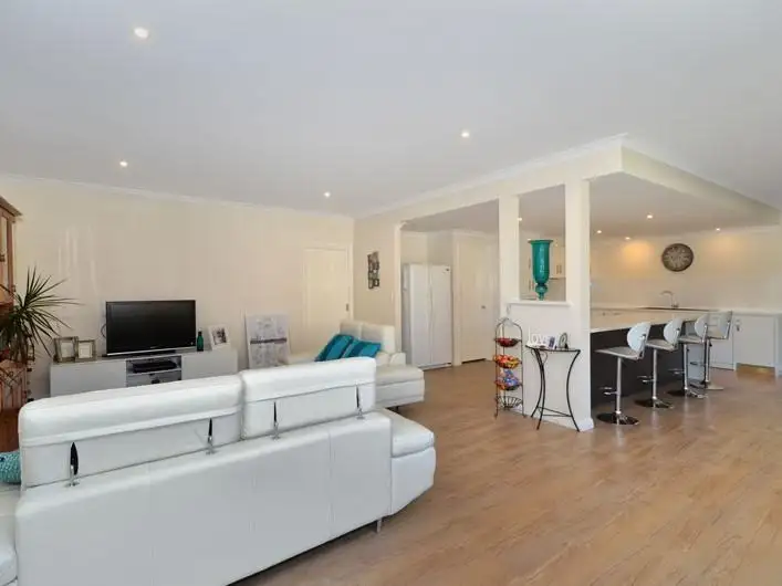 Fifth view of Homely house listing, 10 Grevillea Way, Yakamia WA 6330