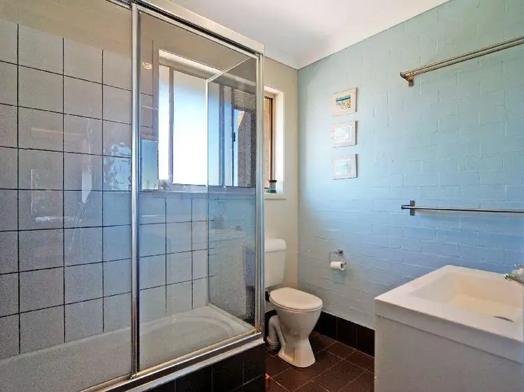 Second view of Homely house listing, 4/11 Grove Circuit, Lake Illawarra NSW 2528