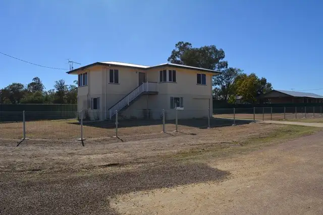 3 Carnation Street, Blackall QLD 4472