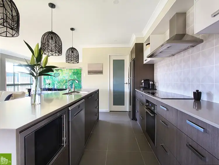 Fifth view of Homely house listing, 108 Haywards Bay Drive, Haywards Bay NSW 2530