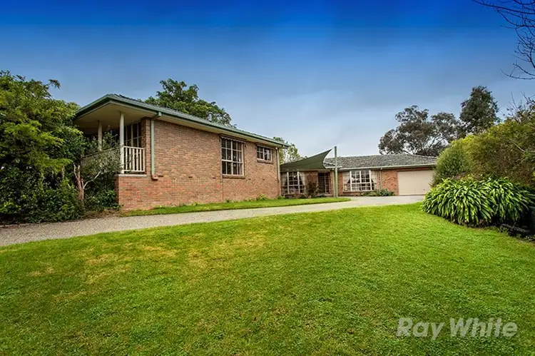 25 Churinga Avenue, Mitcham VIC 3132