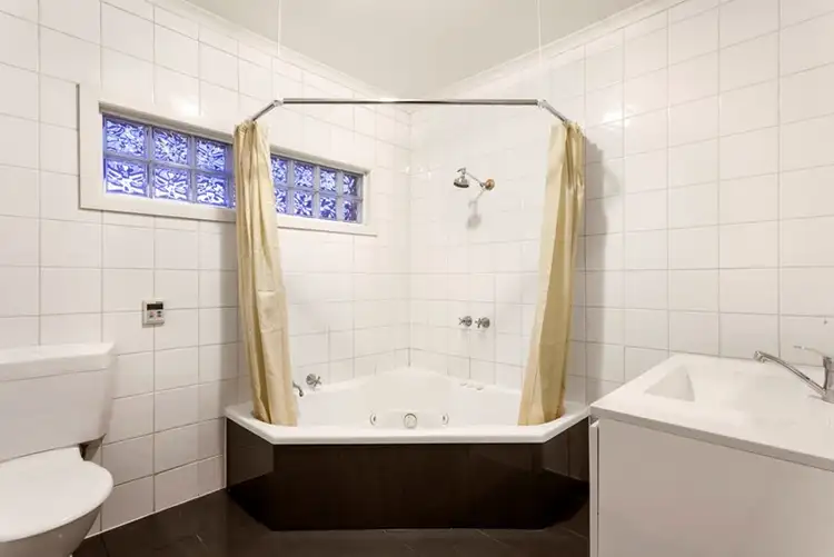 Sixth view of Homely house listing, 162 Lower Dandenong Road, Parkdale VIC 3195