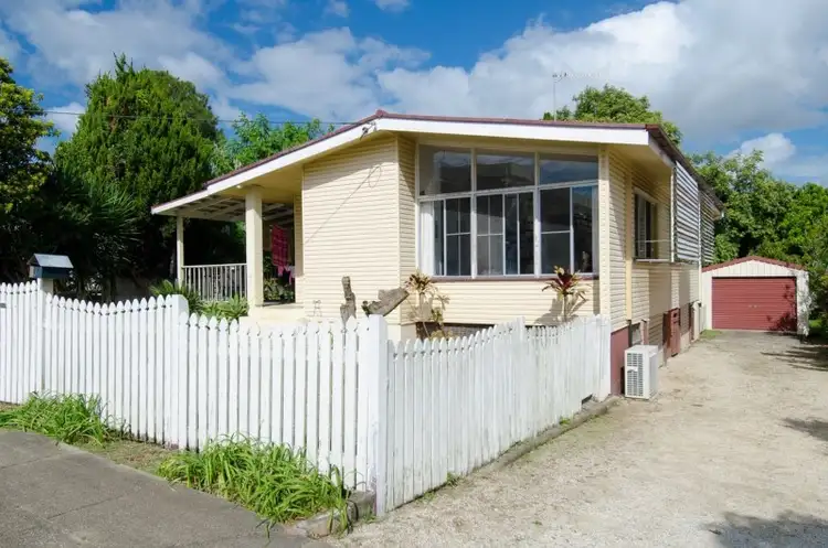 3 Kenmar Street, Labrador QLD 4215