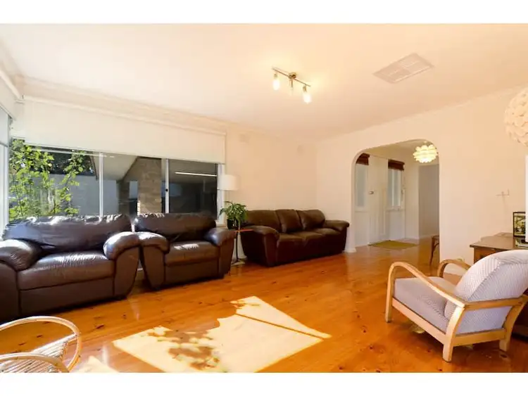 Seventh view of Homely house listing, 5 Berry Close, Mornington VIC 3931