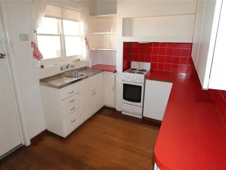 30 Floyd Street, Trigg WA 6029