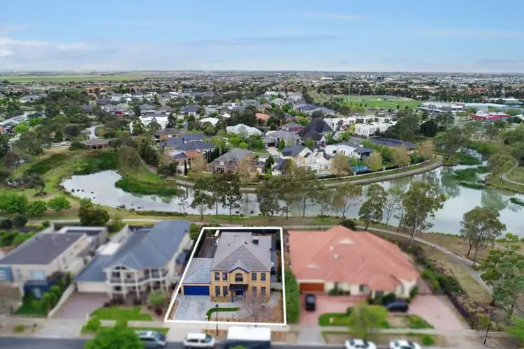 Second view of Homely house listing, 4 Waterford Close, Caroline Springs VIC 3023