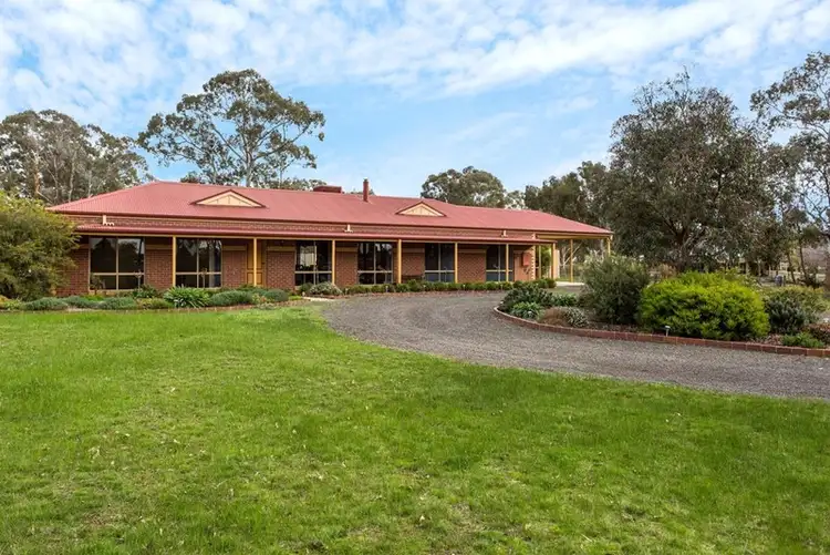 106 Bennetts Road, Junortoun VIC 3551