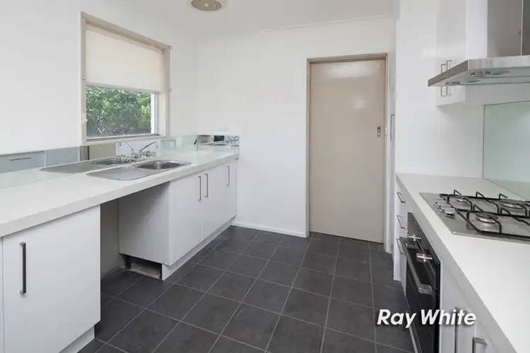 Seventh view of Homely house listing, 5 Mulberry Crescent, Frankston North VIC 3200