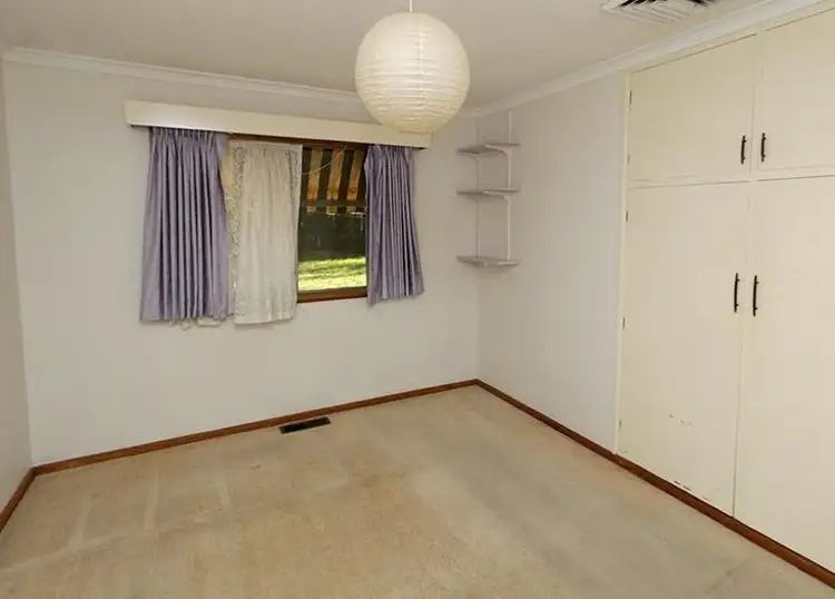 Fifth view of Homely house listing, 8 Kennedy Avenue, Kooringal NSW 2650