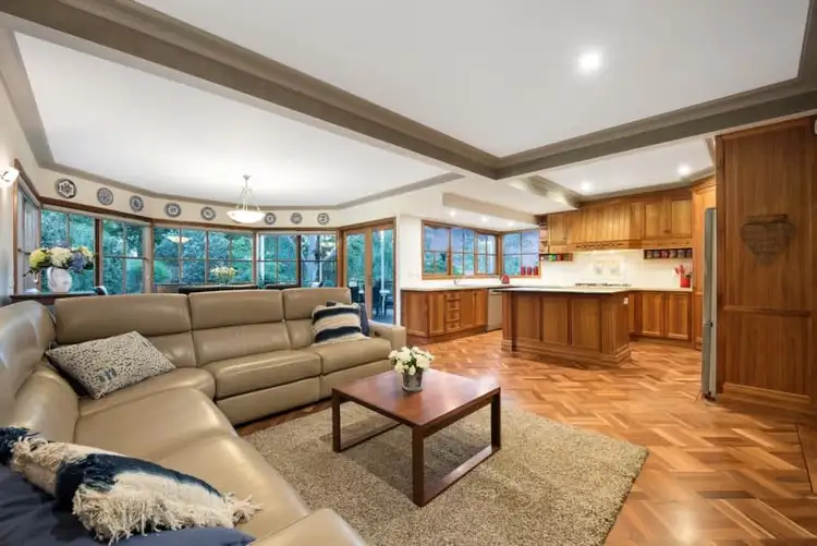 Fourth view of Homely house listing, 5 DONVIEW Court, Croydon VIC 3136