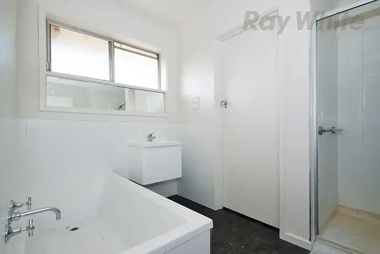 Fourth view of Homely unit listing, Unit 4/2 HENTY Court, Croydon VIC 3136